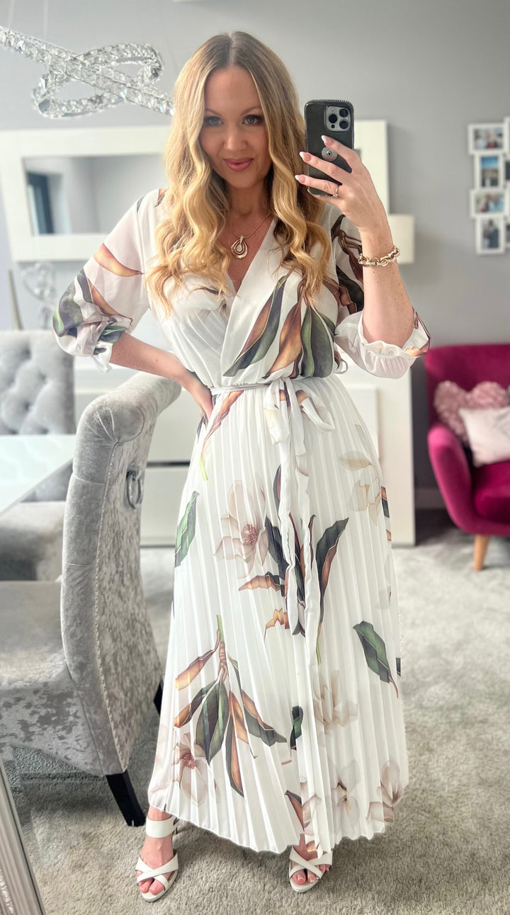 Elle Ivory Floral Chiffon Pleated Belted 3/4 Length Sleeve Maxi Dress