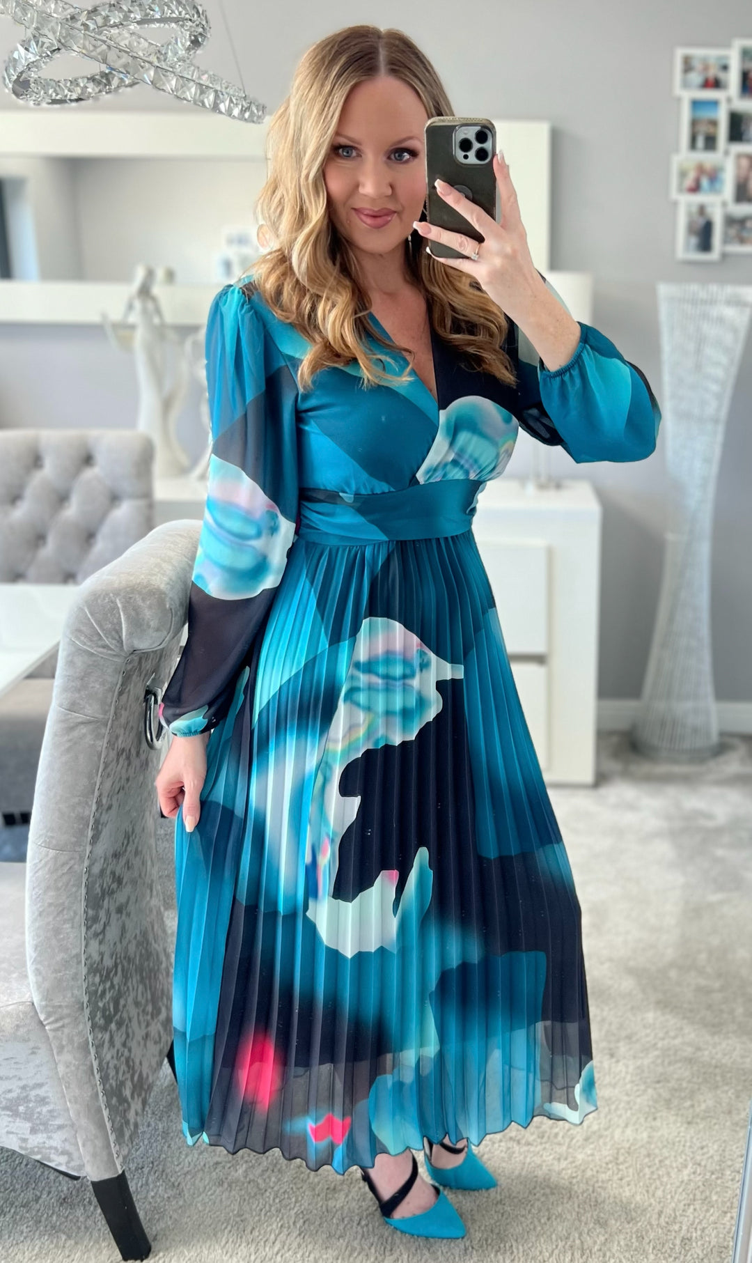 Kirsty Green Abstract Banded Pleated Long Sleeve Maxi Dress
