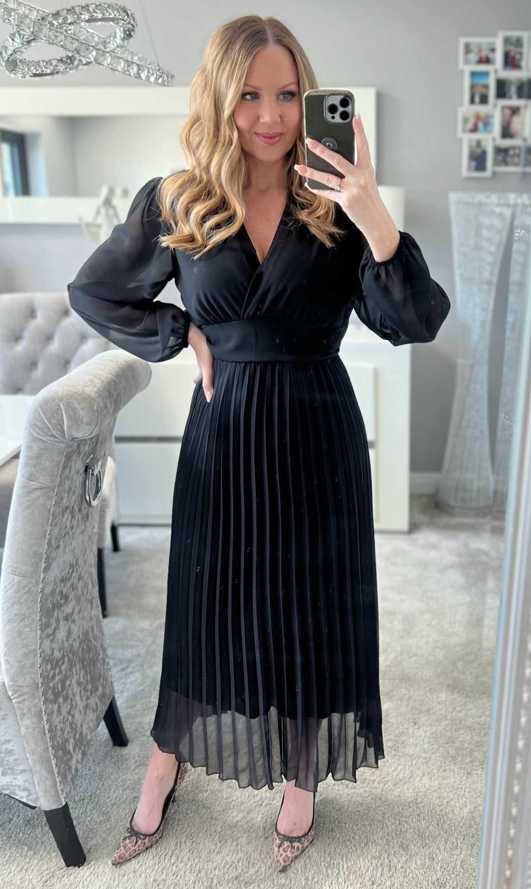 Kirsty Black Banded Pleated Long Sleeve Maxi Dress