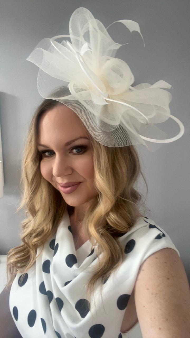 Alexis Ivory Veil & Loop Fascinator