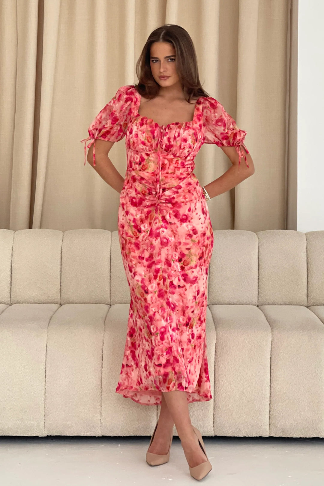 Dove Pink Floral Short Sleeve Ruched Detail Midi Dress