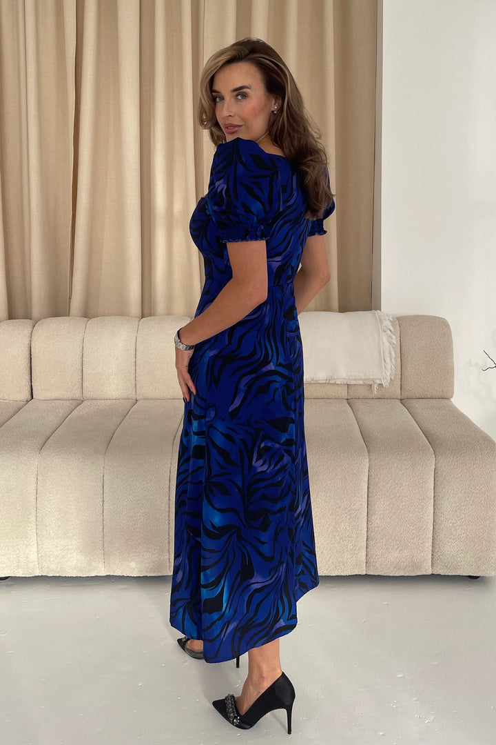Lillian Blue Animal Sweetheart Neck Puff Sleeve Midi Dress