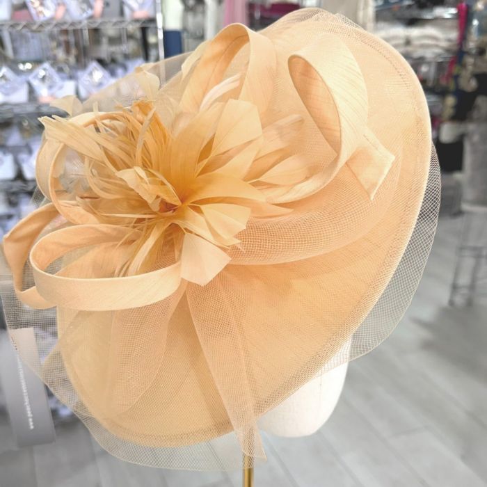 Luna Lemon Floral Hatinator