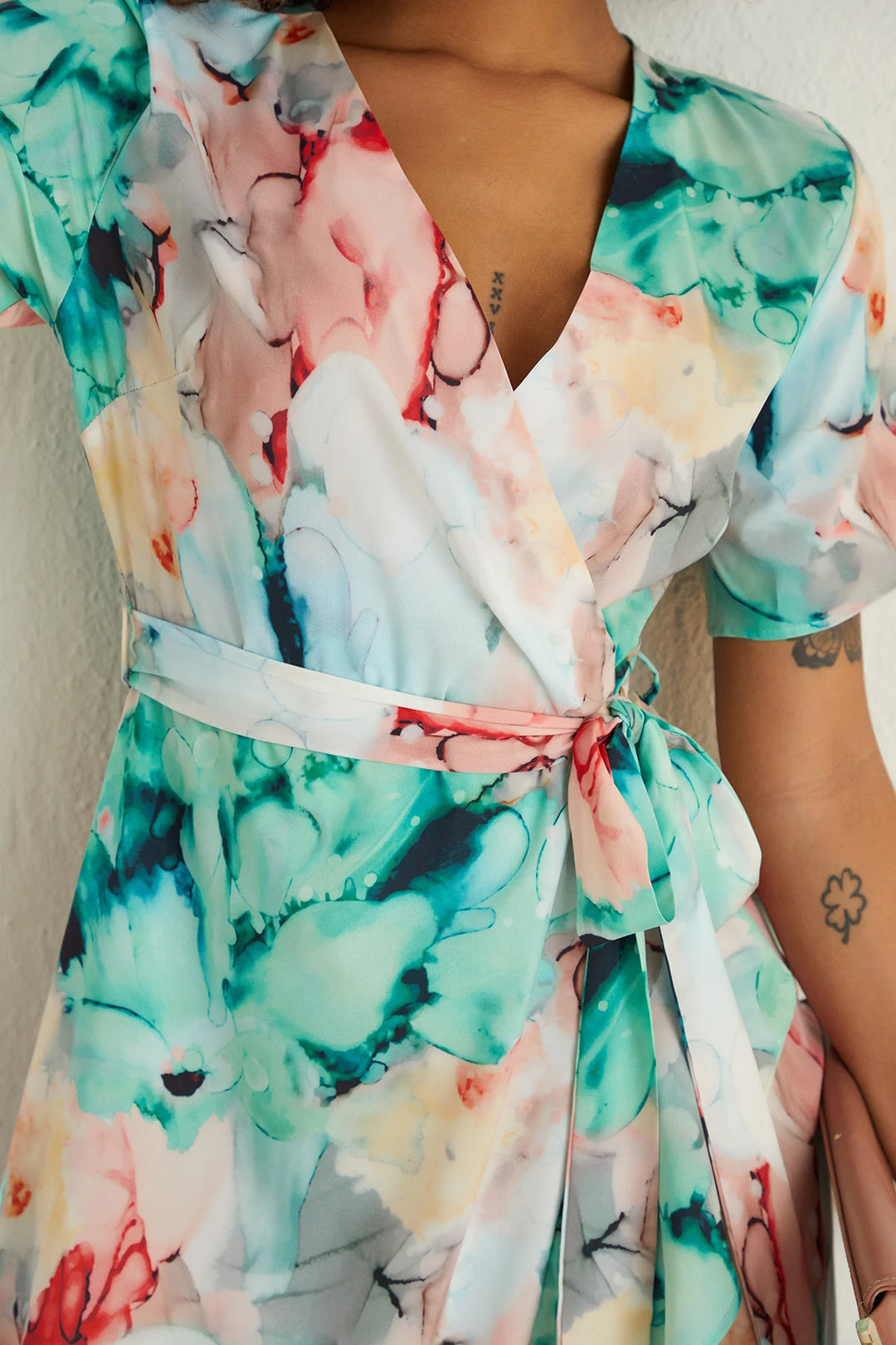 Flirtatious Green Floral Short Sleeve Belted Midi/Maxi Wrap Dress